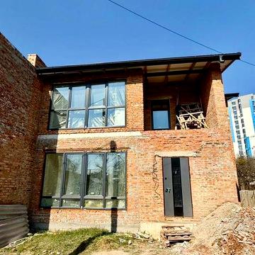 Продаж 2 поверхового котеджу з гаражем/вулиця Бігова/Тракт Глинянський