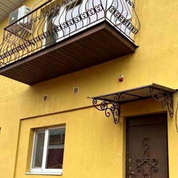 Оренда будинку в центрі на різні терміни