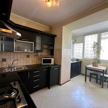 Продаж,3 к квартира по вул.Коновальця