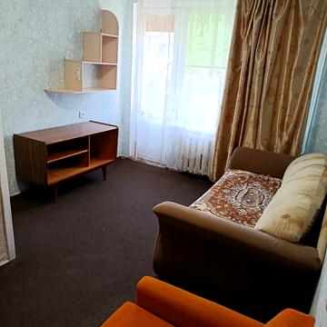 Білоруська вул., 28