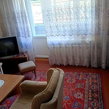 Верховинна вул., 87