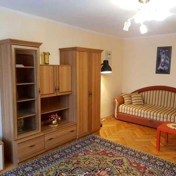 метро Голосіївська. Без комісії.