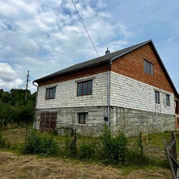 Продається будинок в с. Бедевля