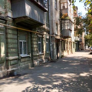 Продам в центрі затишну квартиру