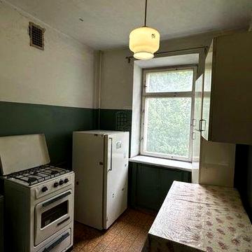 RLT K01 Продається 1-кімнатна квартира під ремонт, пр. Л. Лукяненка