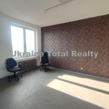 Феодосійський пров., 12