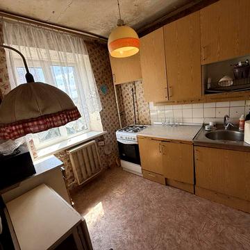 Продам двух кімнатну квартиру,вул.Дашавська,27.М.Шулявська,КПІ