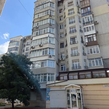 Шкільна вул. (Героїв Сталінграда), 56