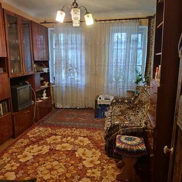 Продам 2-х кімнатну квартиру
