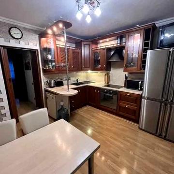 продаж 3к квартири Григоренка Метро Позняки Осокорки Пчілки Ахматової