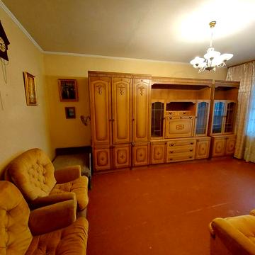 У продажу  2-кімнатна квартира  м Позняки, вул. Срібнокільська, 8