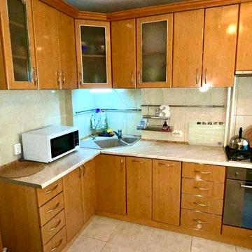 Продається гарна трикімнатна квартира по вул.Океанівський S1