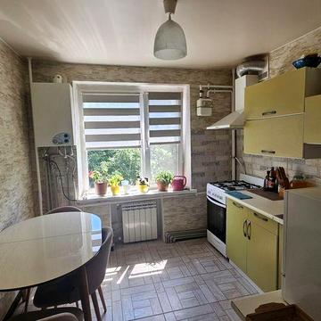 Продам 3к квартиру Гірниче