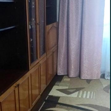 Крошенська вул., 8