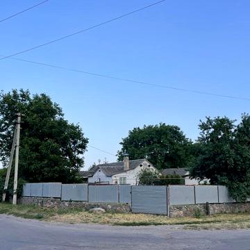 Продам дом центр Белозерье (Черкасская область)