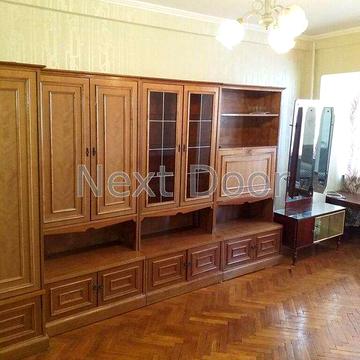 Продаж 1 кімнатної квартири в Києві. Метро Лівобережна 3 хвилини пішки