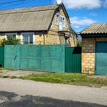 Просторий будинок з садом і  ділянкою ОСГ у подарунок!