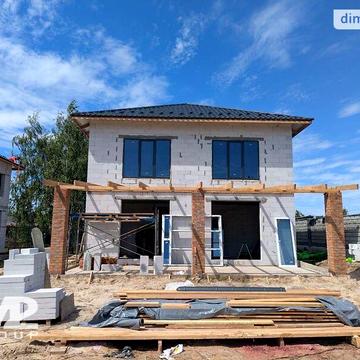 Продаж 5к Дім Центральна вулиця
