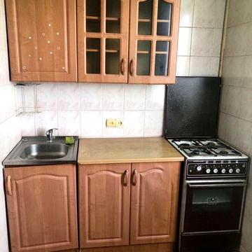 Сдам 2-х к.кв 7/9 Воскресенская 31 р-н Цирка