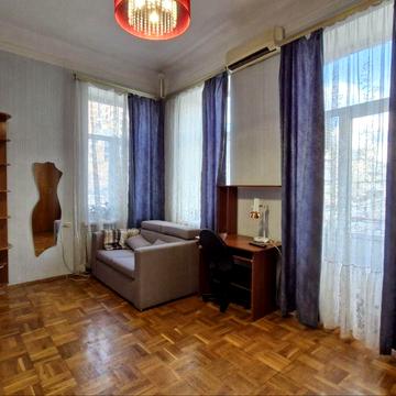 Антоновича вул. (Горького), 37/13