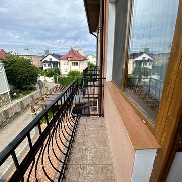 Продаж. Таунхауз 3 кімнатний+кухня студія