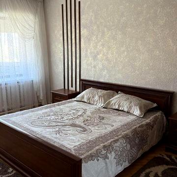 Довгострокова оренда 3к Квартира Свободи вулиця
