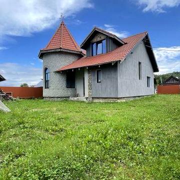 Будинок 158м з ремонтом та сауною в центрі Поляниці(Долинський р-н)