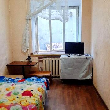 Разумовська вул., 40