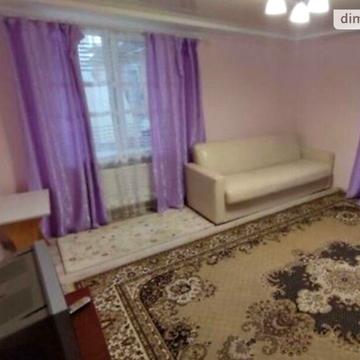 Довгострокова оренда 1к Квартира Левка Лук’яненка (Ватутіна) вулиця
