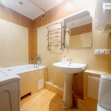 Довгострокова оренда 1к Квартира Андрія Первозванного вулиця