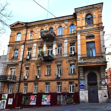 Софіївська вул., 17/15