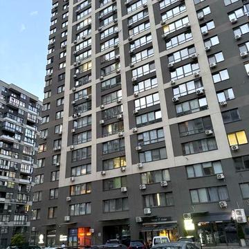 Продам квартиру 66,7 квадратов. Проспект Правды 41г
