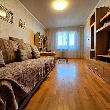 Продам 2-к квартиру з ремонтом Урлівська, 34 Дарницький р-н