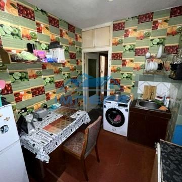 Євгена Коновальця бульв. (Маршала Конєва), 7