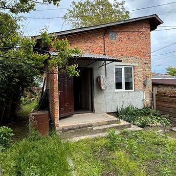 Продам будинок вул. Старицького, Рівне