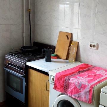 Йорданська вул. (Лайоша Гавро), 4