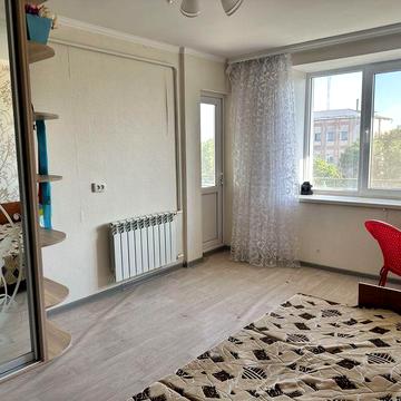 Продається 3х кімнатна квартира в центрі міста Татарбунар