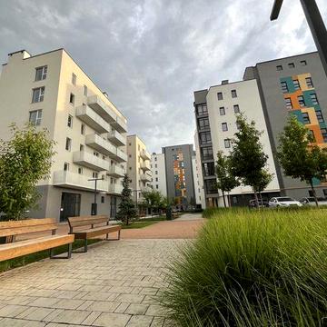 Продам 2-кімнатну двосторонню квартиру район Каскад ЖК Квартал Краківський