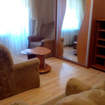Старокозацька вул. (Комсомольська), 60