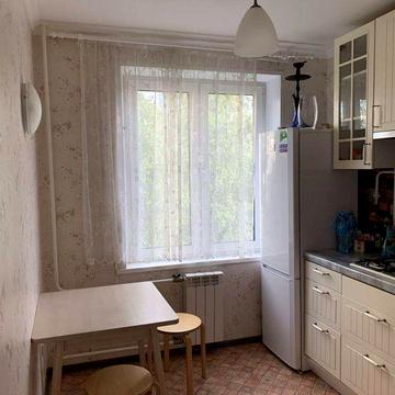 Продам 1-комн квартиру с ремонтом низ Кирова