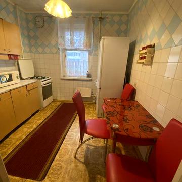 Продам 2 кім. 5/9 вул. Освіти( Політех)