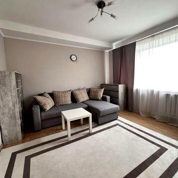 2 кмн. Берестейський проспкт, 12 Цирк, Шевченківський