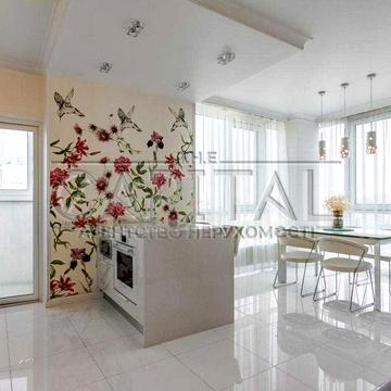 Продаж / Квартира/108 м2/Дніпровський район/ вул. Шумського Юрія, 5