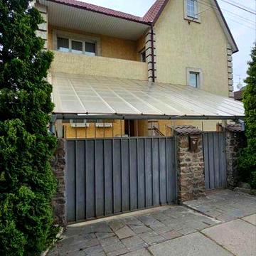 Боярка вул. Ягідна. Будинок, 7 кімнат, гараж. підвал, 6 соток землі.