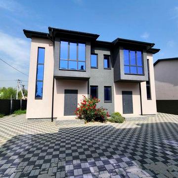 Вітаю. Продам від забудовника. Будинок - дуплекс, вул. Одеська.