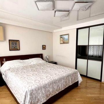 Оренда квартири з 3 спальнями по вул. Затишна, 15. Новий будинок,гараж