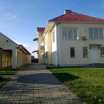 Центральна
