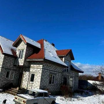 Житловий будинок, загальною площею 299,5 кв.м.