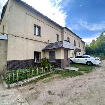 Велика квартира з власним входом