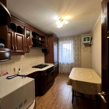 Оренда 4 кімнатної квартири з АО по вул.Довженка!